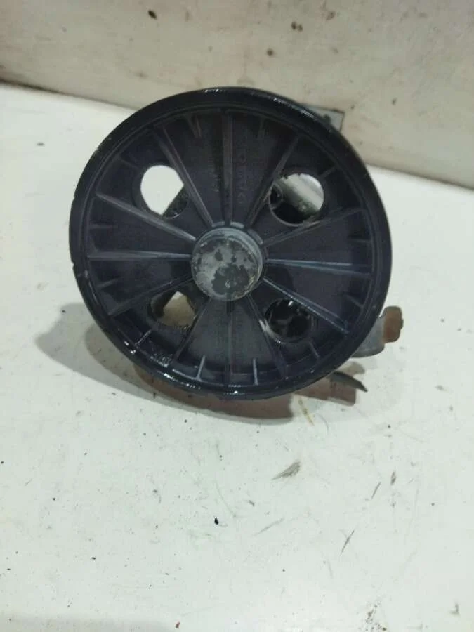 насос гидроусилителя руля Volvo S60 2.5 дизель 2004