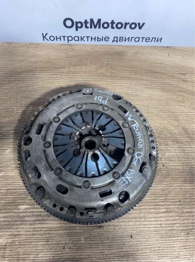 маховик Volkswagen Touran   2005