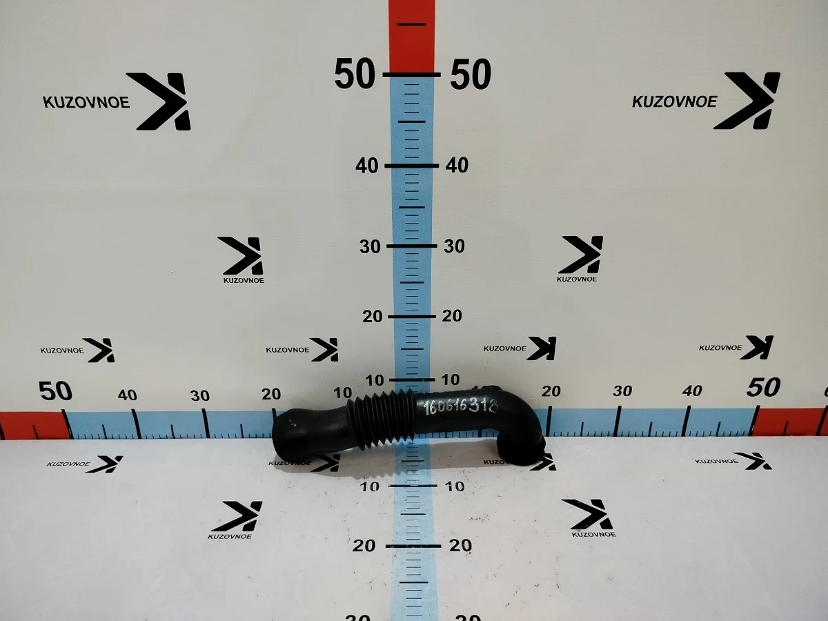 Патрубок воздушного фильтра (гофра воздуховода) Ford Fusion 2007 CBK