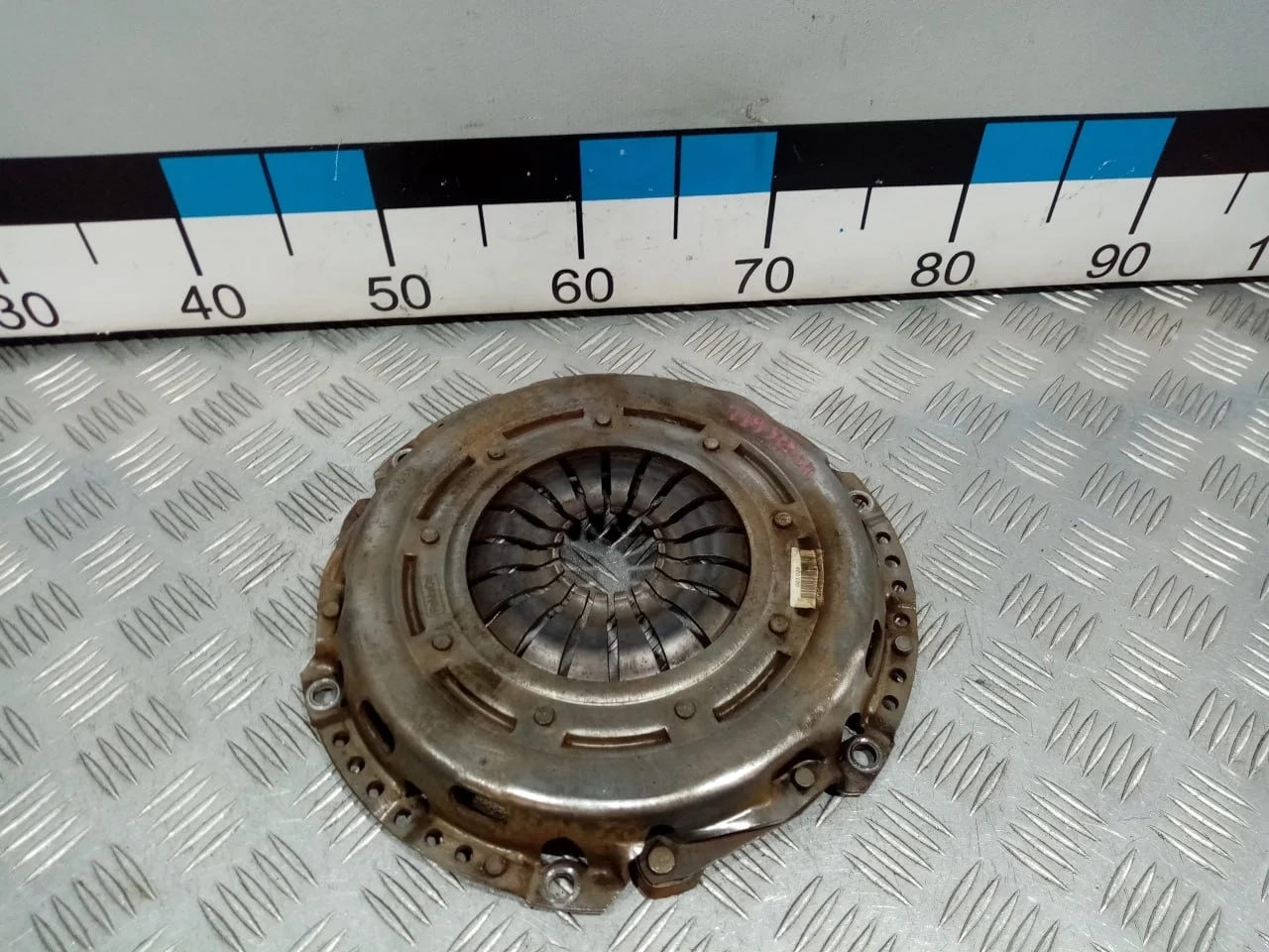 [ЧАСТЬ Б/У] Комплект сцепления Ford C-MAX Focus - Корзина сцепления [Код: 00639098 ]