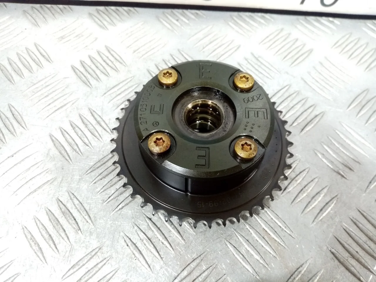 [Б/У] Механизм изменения фаз ГРМ впускной - Выработка на зубьях [Незначительные дефекты] [Код: 00638782 ]