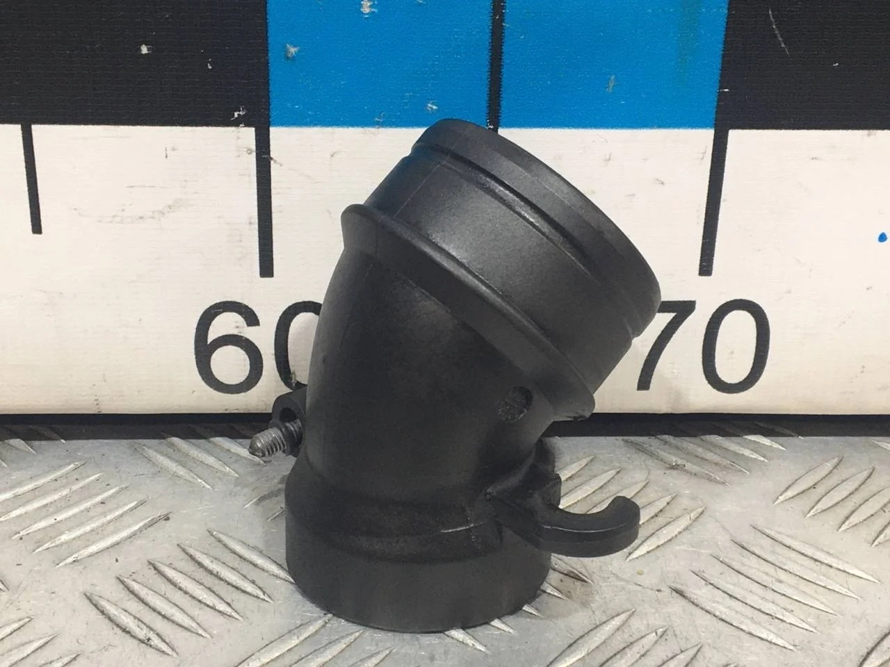 [Б/У] Патрубок турбины [Код: 00639057 ]