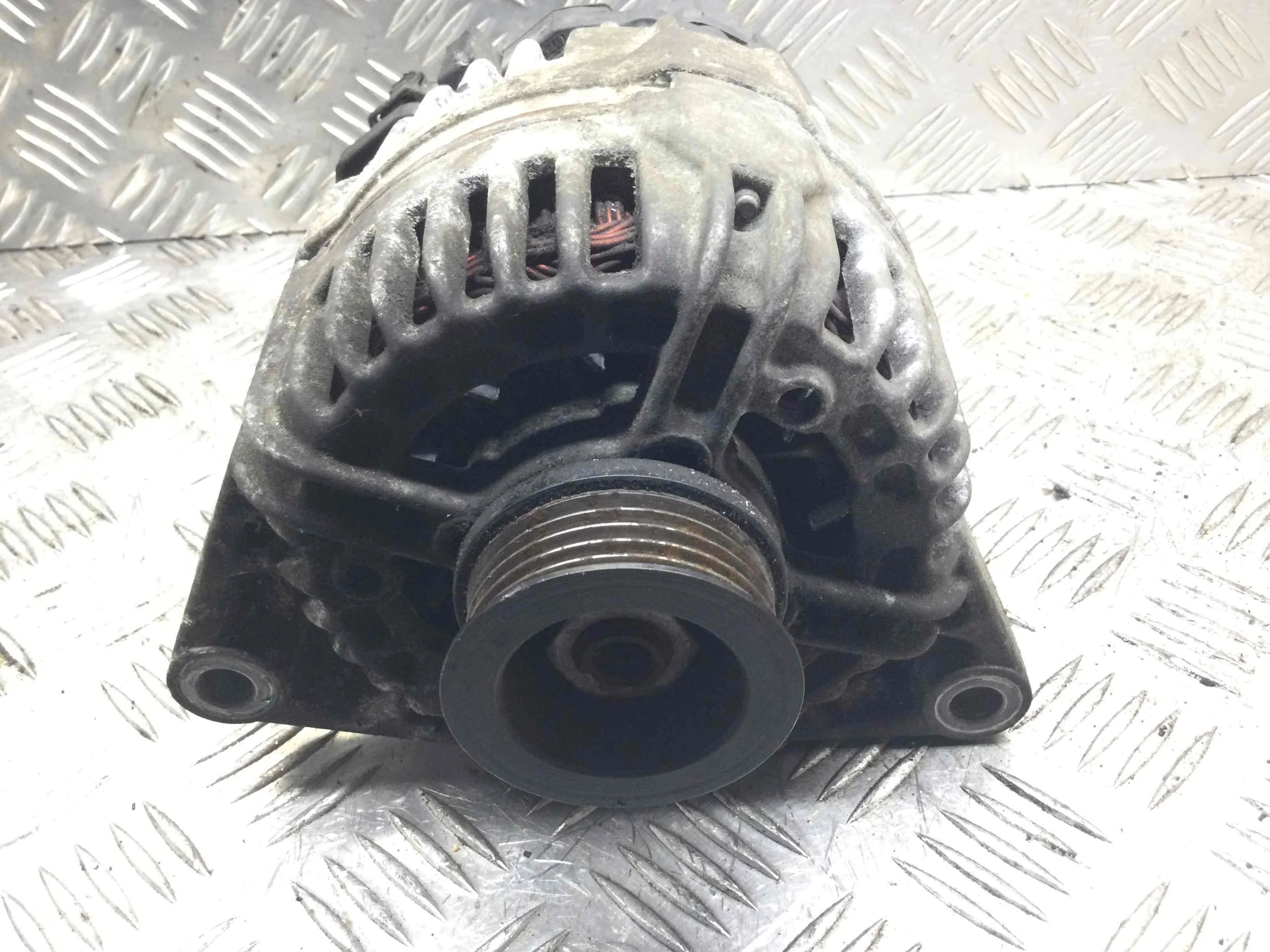 Генератор Opel Corsa D (2006-2011) бензин 1.4 i Автомат Х/б