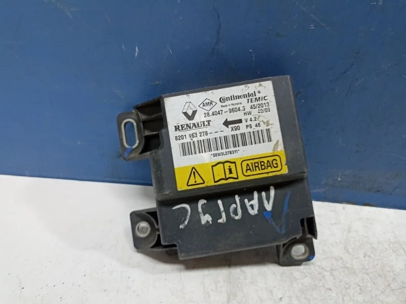 Блок Airbag Лада Ларгус 2018 8201163278 R90