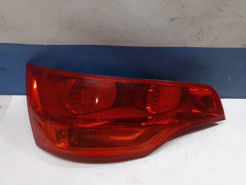 Фонарь Audi Q7 2005 - 2015 4L0945093, задний левый