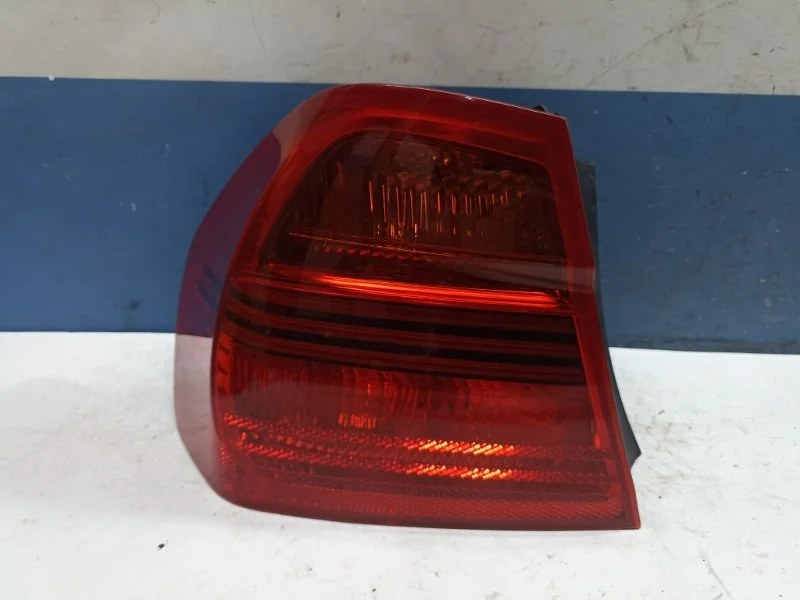 Фонарь наружный Bmw 3 2005-2012 63216937457 E90, левый