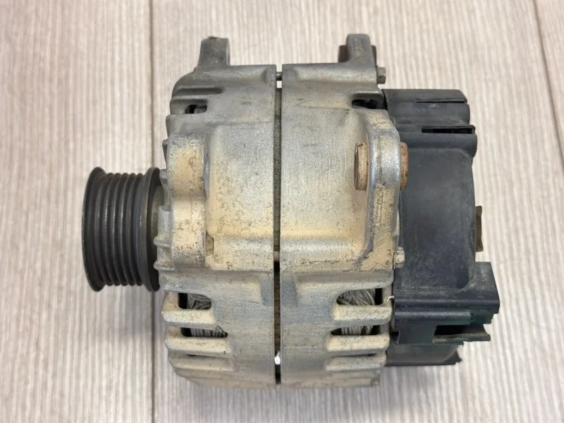 Генератор Audi Q7 2010-2015 4L