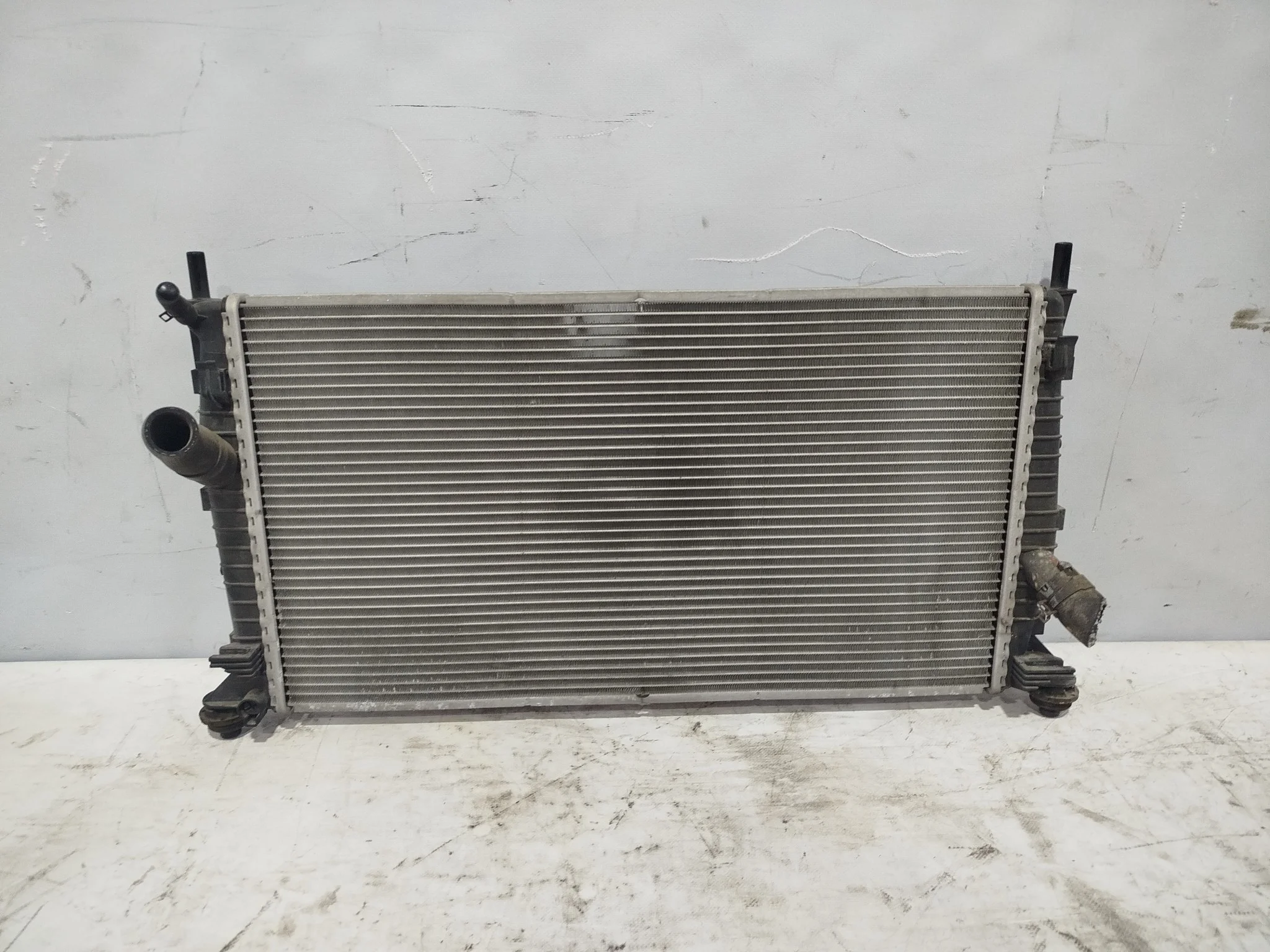 РАДИАТОР ДВИГАТЕЛЯ MAZDA FORD VOLVO Z60215200C NA7024ZZ