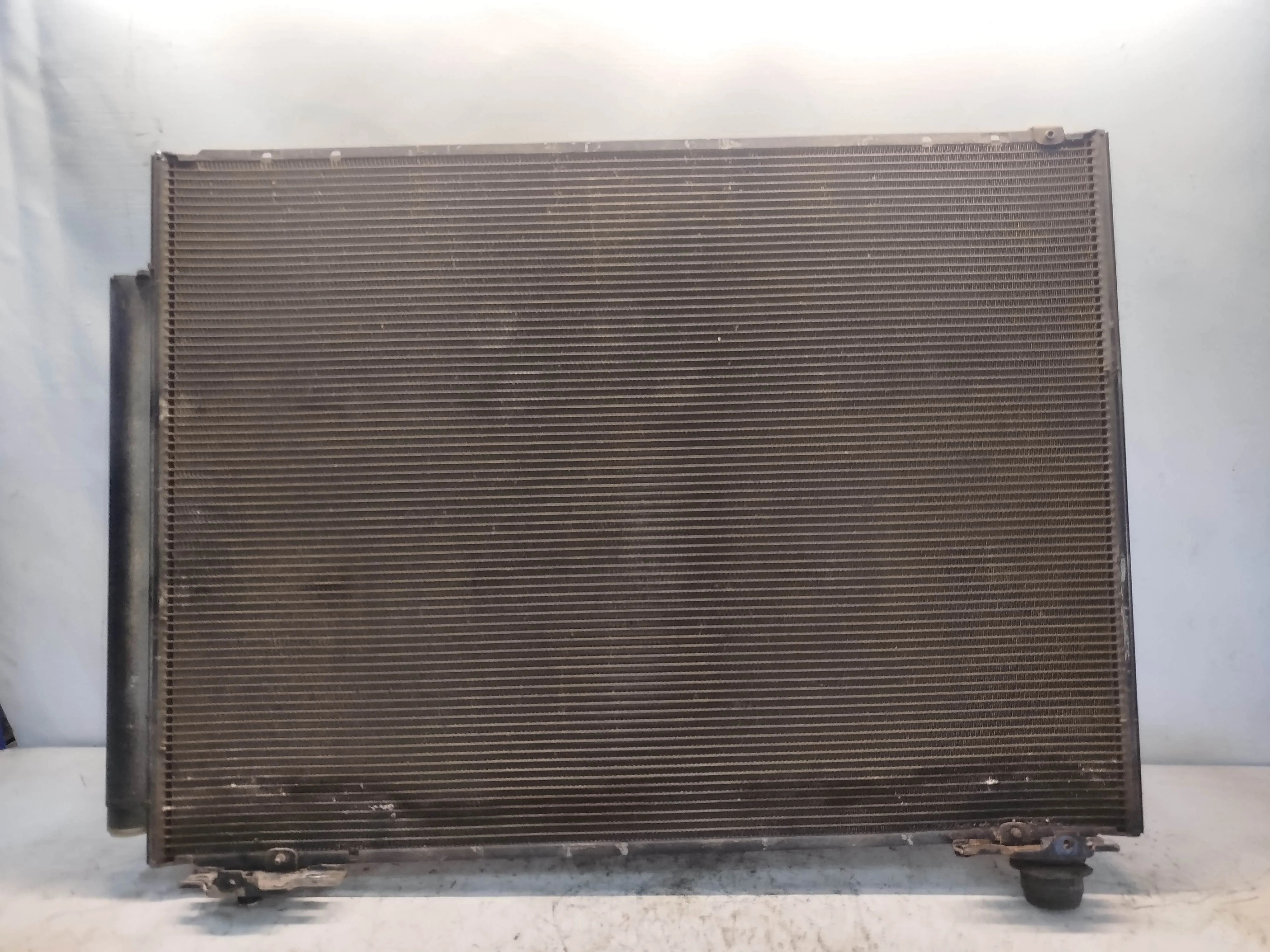 РАДИАТОР КОНДИЦИОНЕРА TOYOTA 8846158011 Q269Z