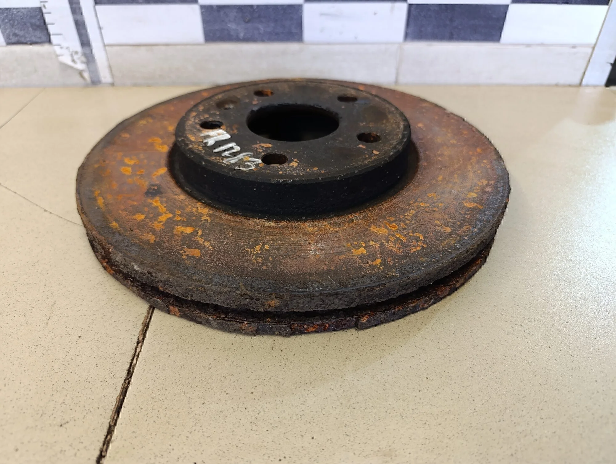 Диск тормозной передний вентилируемый Aveo (T300) 2011>