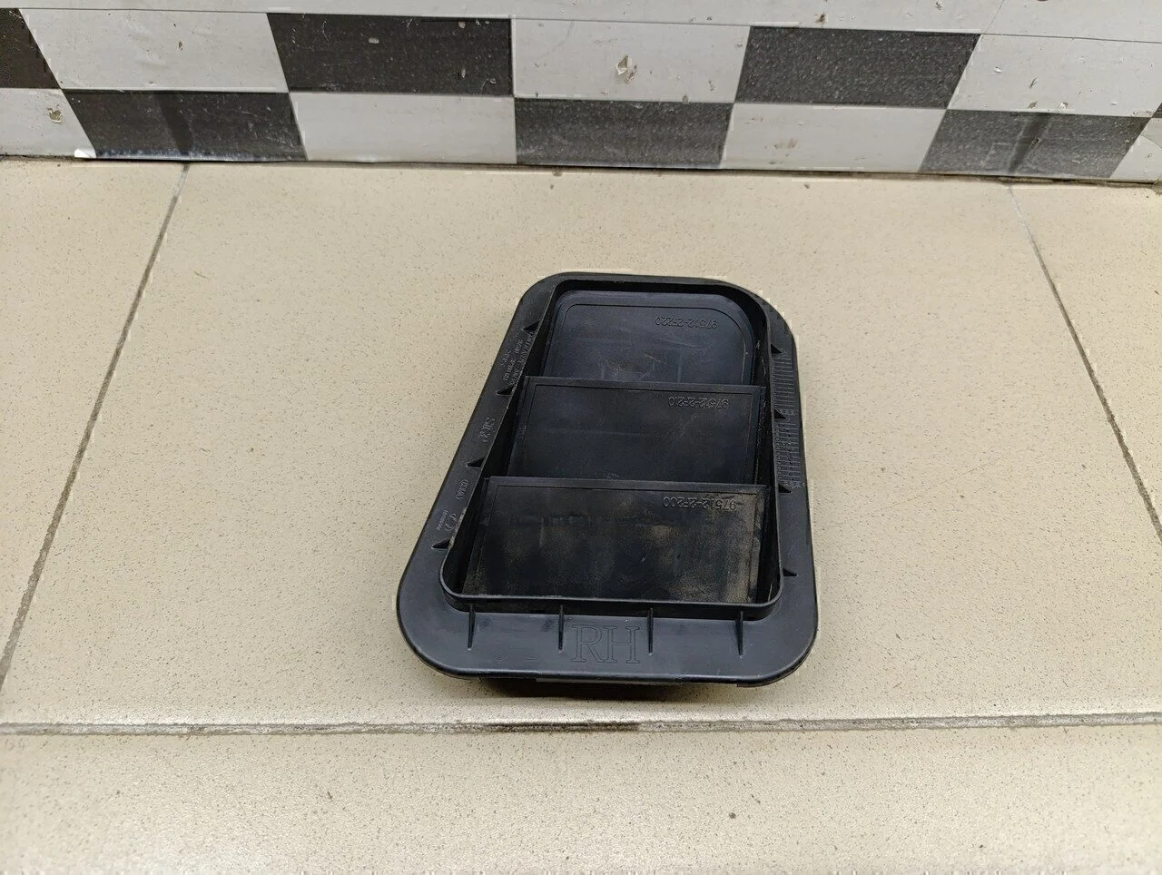 Решетка вентиляционная Ceed 2007- 2012