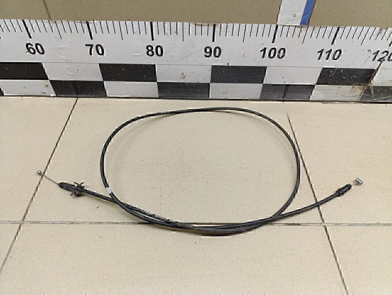 Трос открывания капота ix35/Tucson 2010-2015