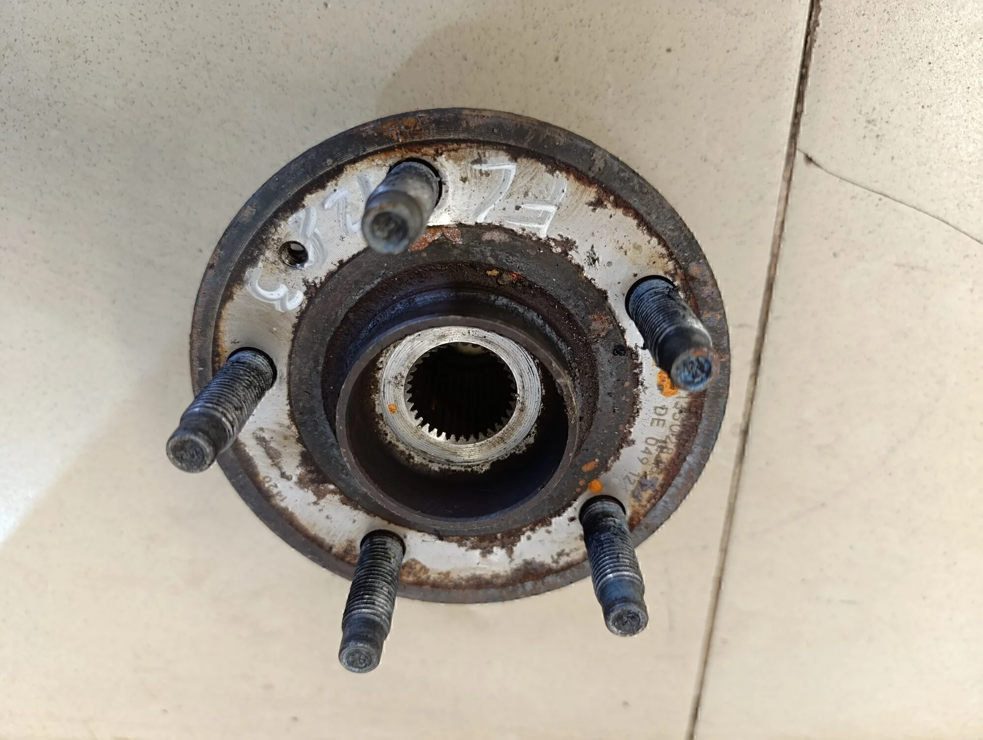 Ступица передняя Cruze 2009-2016