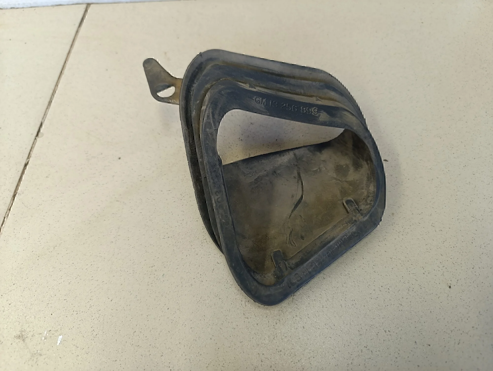 Воздуховод Cruze 2009-2016