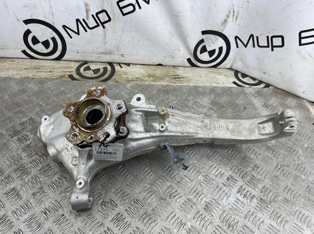 Кулак поворотный BMW X5 xDrive50e 2024 G05