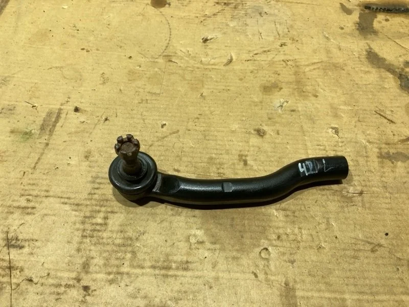 Наконечник рулевой левый TOYOTA Camry 2017 4547039345 СЕДАН 2AR-FE