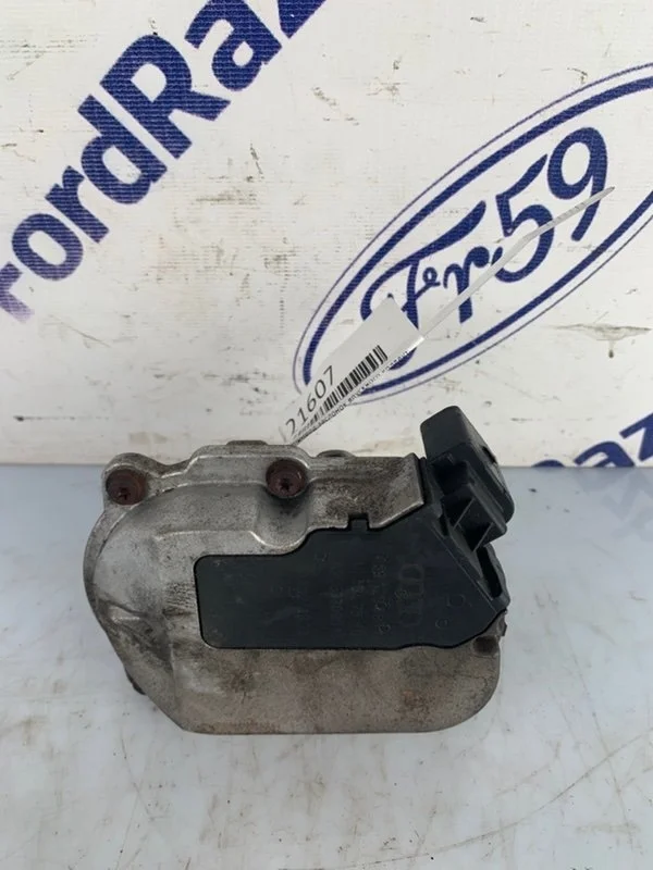 Сервопривод заслонок впускного коллектора Volkswagen Touareg 2007 059129086M GP (7L7) 3.0 TDI (BKS)