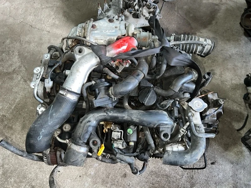 Двигатель Nissan Juke 2013 F15E