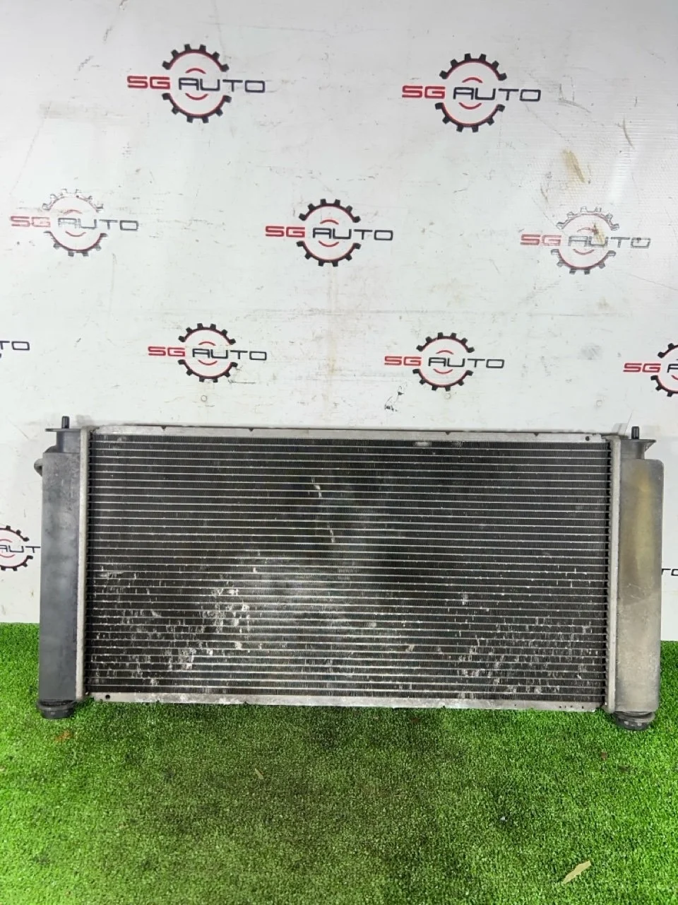 Радиатор охлаждения двигателя Toyota Celica 2002 ZZT231