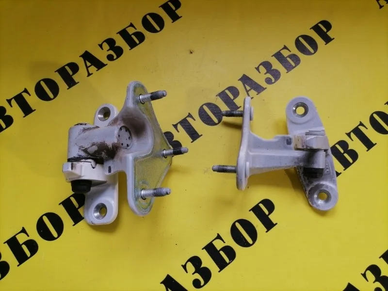 Петля двери Mercedes-Benz M-Class W166 2011-2015 2014 A1667200137 3.0 249 Л/С OM642.826 ДИЗЕЛЬ