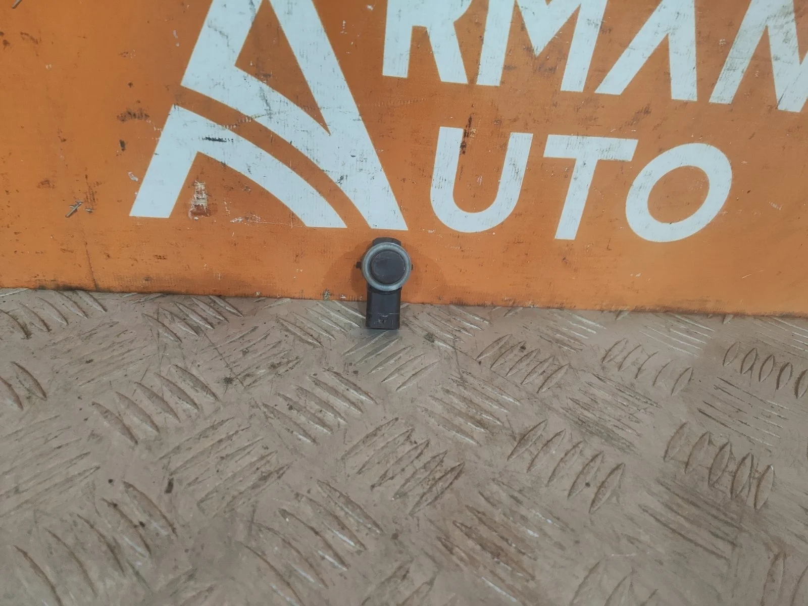 Датчик парктроника BMW 5 series 2016-нв G30 G31