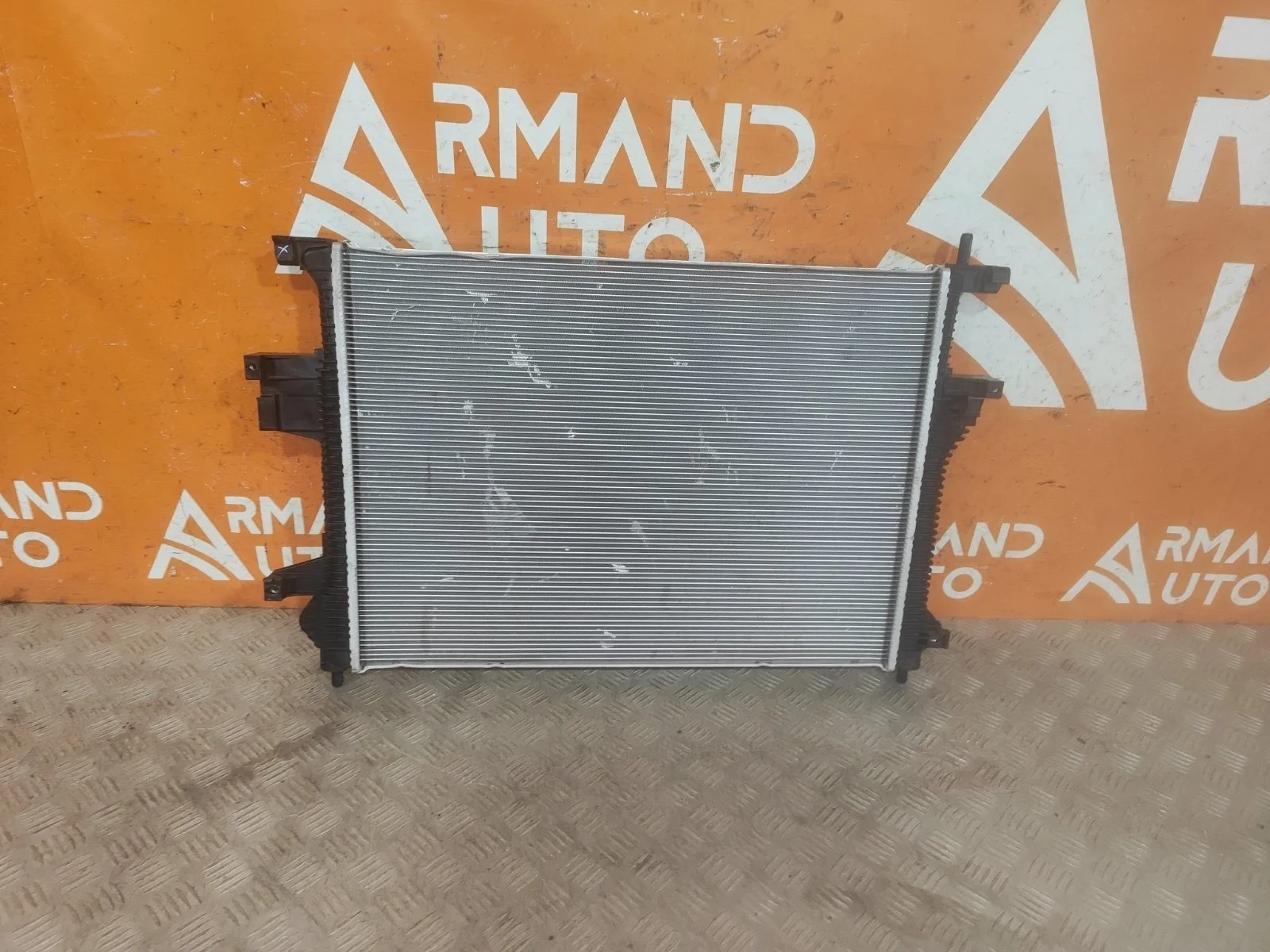 Радиатор двигателя (двс) Chery Tiggo 7 Pro 2020-нв T1E