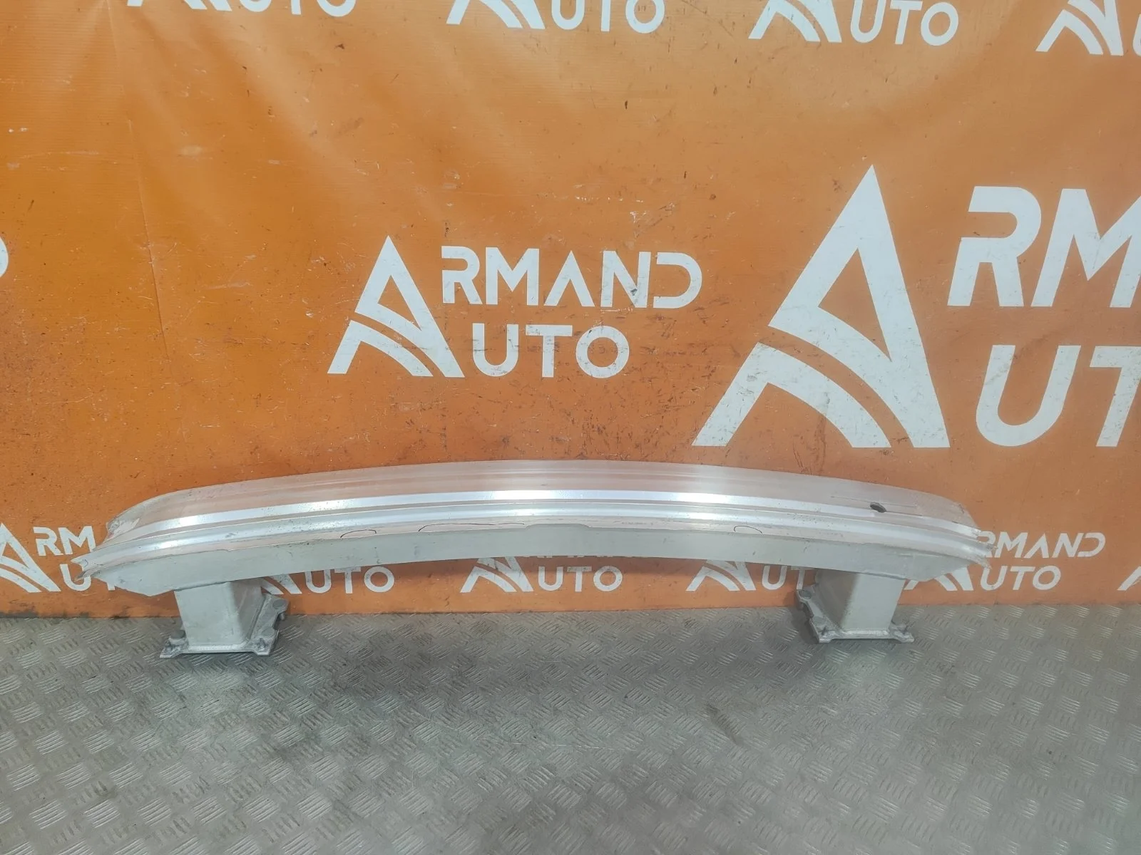 Усилитель бампера Mercedes -Class 2013-2020 W222