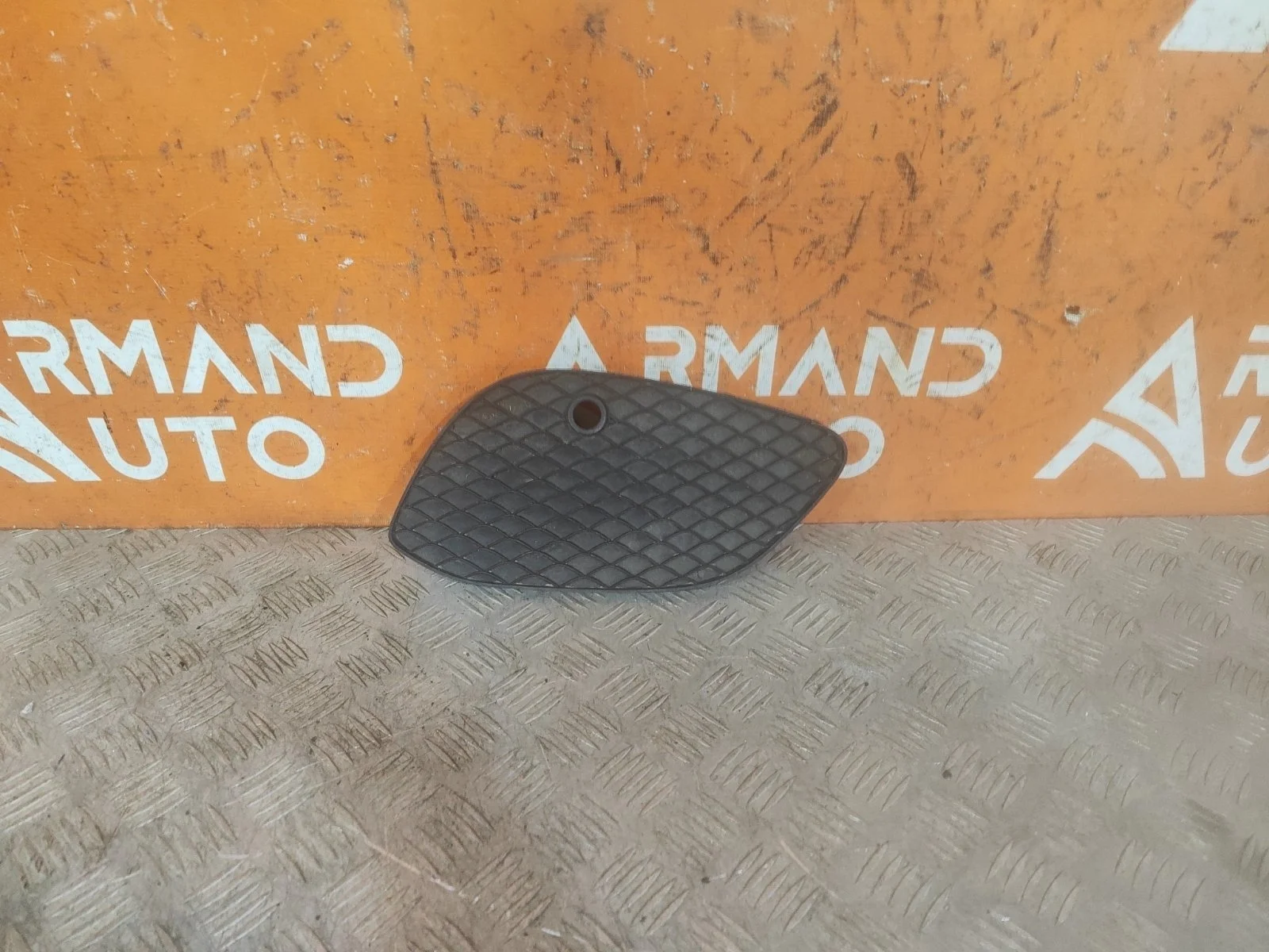 Решетка бампера Mercedes GLC-class 2015-2019 x253