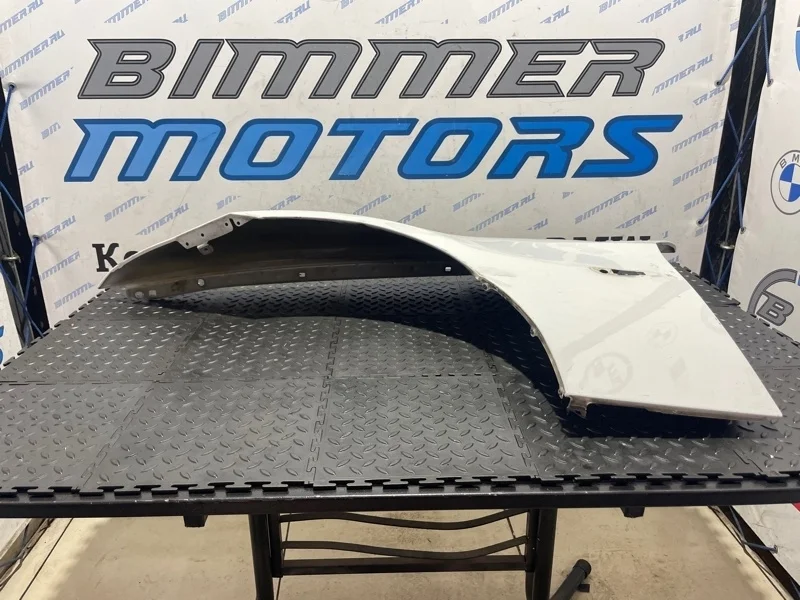 Крыло BMW 41357135679 E90, левое