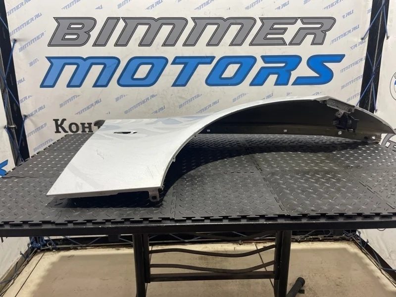 Крыло Bmw 41357135680 E90, правое