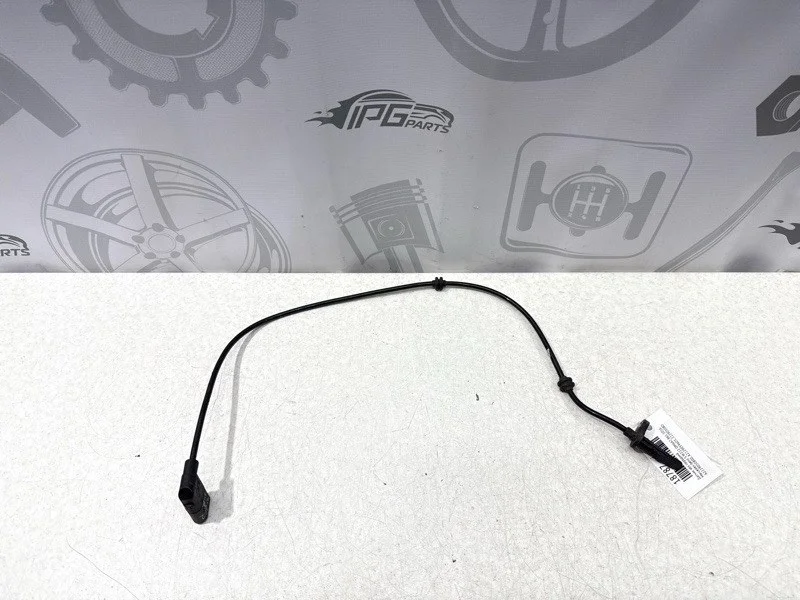 Датчик abs передний Mercedes-benz 2016 W222