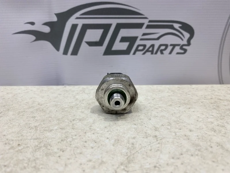 Датчик давления кондиционера Mercedes-benz ML W166