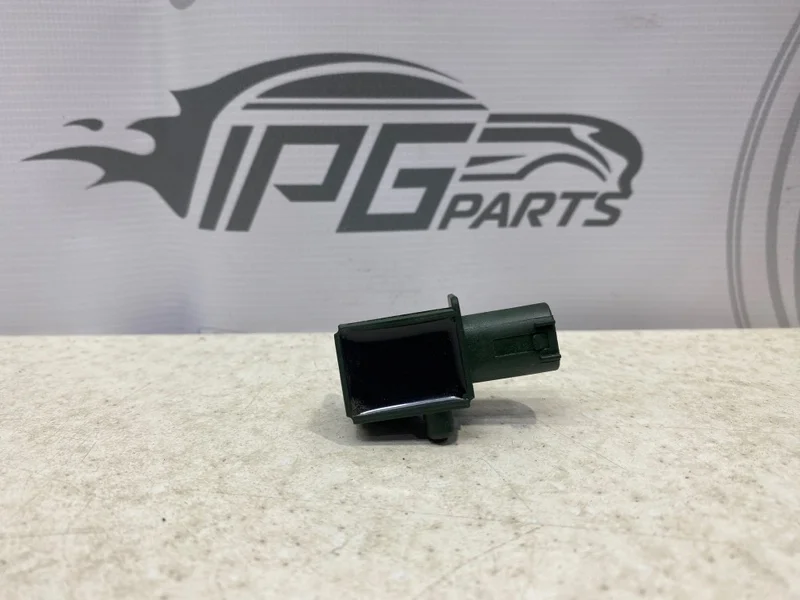 Датчик удара Mercedes-benz C207