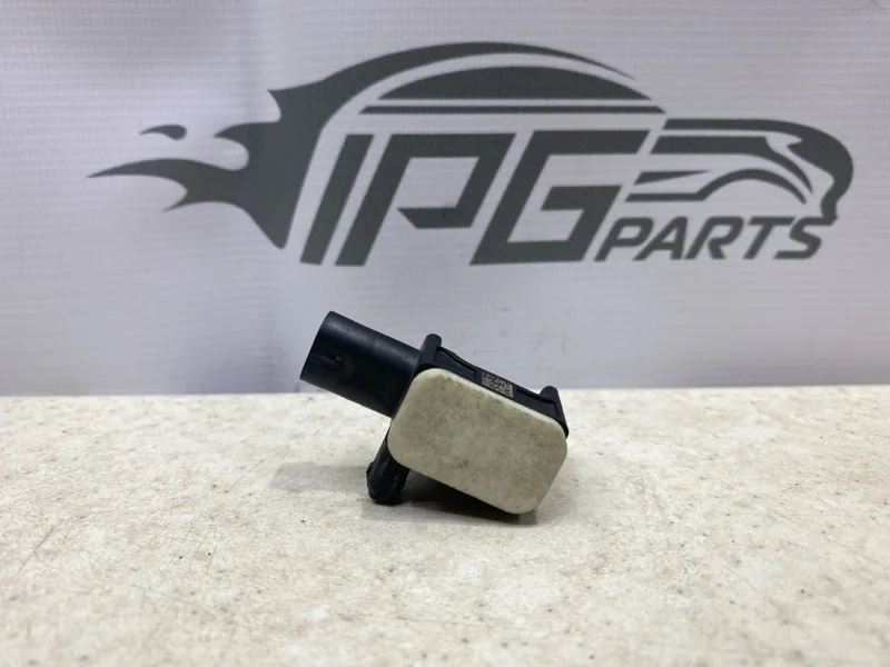 Датчик удара Mercedes-benz ML W166