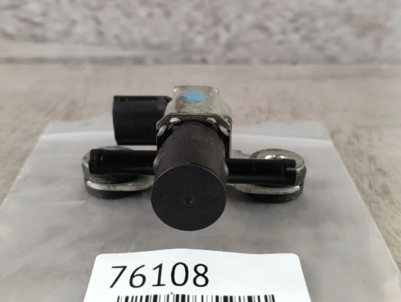 Электромагнитный клапан Infiniti G35 2008 V36