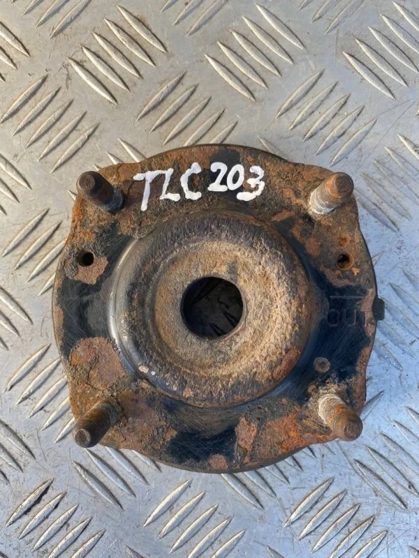 Опора амортизатора верхняя (чашка) Toyota Land Cruiser 200 (2008-2021) 2010 4860960070 4.5 D 1VDFTV