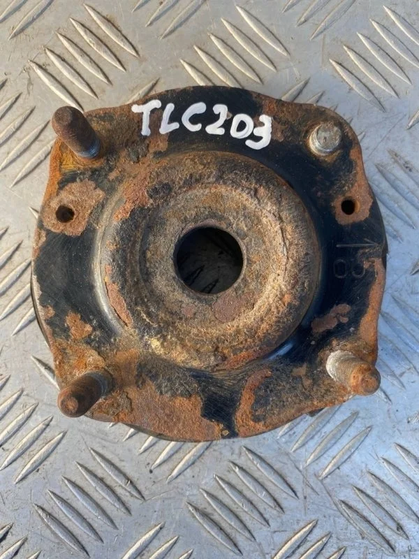 Опора амортизатора верхняя (чашка) Toyota Land Cruiser 200 (2008-2021) 2010 4860960070 4.5 D 1VDFTV