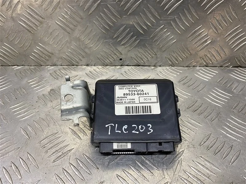 Блок управления полным приводом Toyota Land Cruiser 200 (2008-2021) 2010 8953360241 4.5 D 1VDFTV