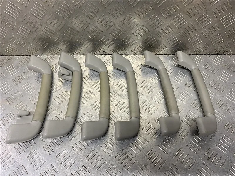 Ручка внутренняя потолочная Toyota Land Cruiser 200 (2008-2021) 2010 7461030240 4.5 D 1VDFTV