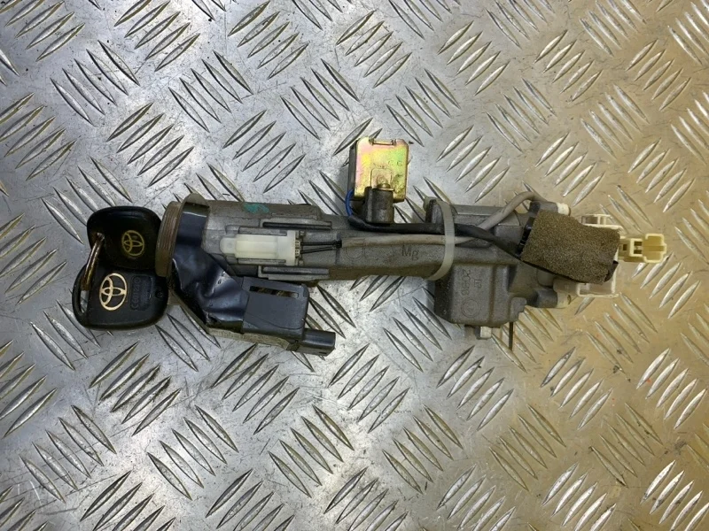 Замок зажигания Toyota Land Cruiser (100) 1998-2007 2004 00665141 ВНЕДОРОЖНИК 4.7 I 2UZFE