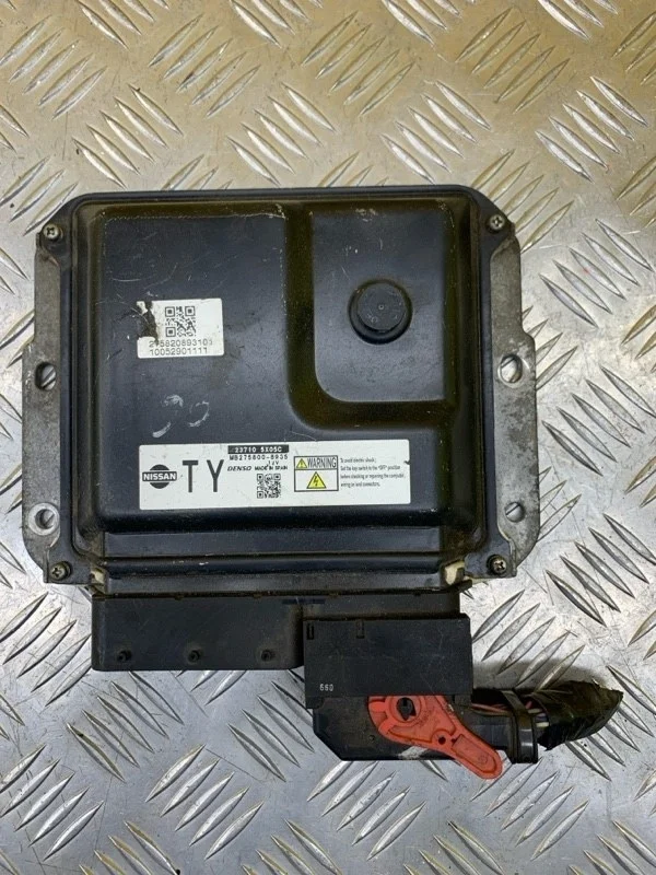 Блок управления двигателем Nissan Navara (D40) 2004-2015 2010 237105X05C