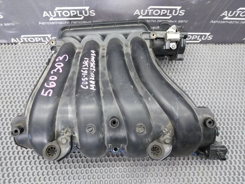 Впускной коллектор Nissan Qashqai 2011 14001EE00B КРОССОВЕР MR20DE