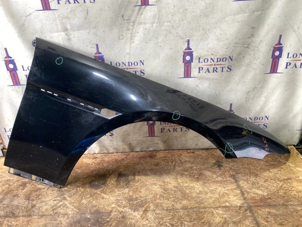 Крыло BMW M6 E63