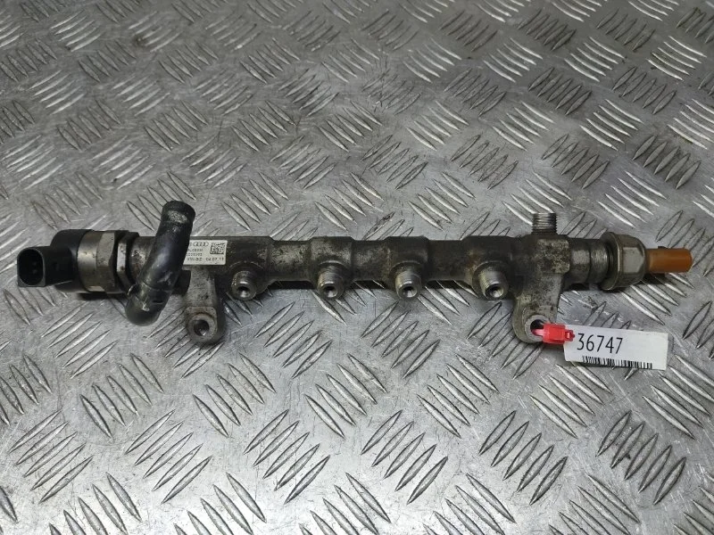 Топливная рампа Volkswagen Jetta 6