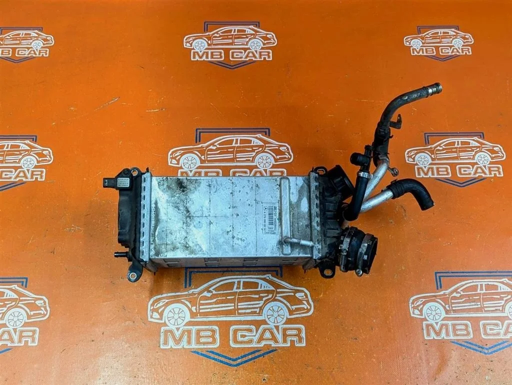 Интеркулер Mercedes-Benz