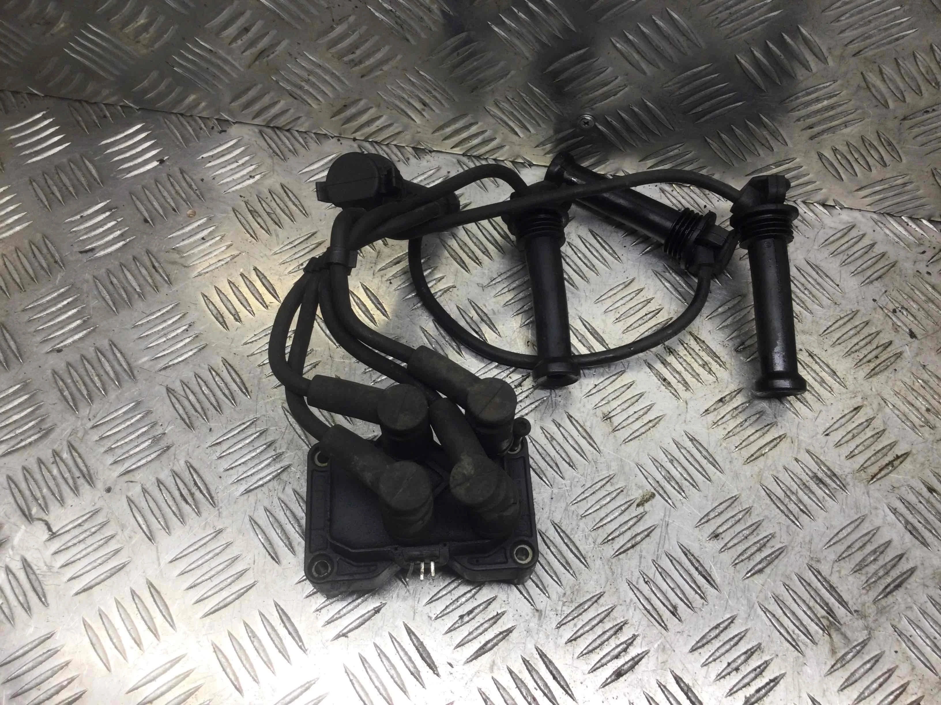 Катушка зажигания Ford Mondeo 3 поколение [рестайлинг] (2003-2007) бензин 1.8 i Механика Седан