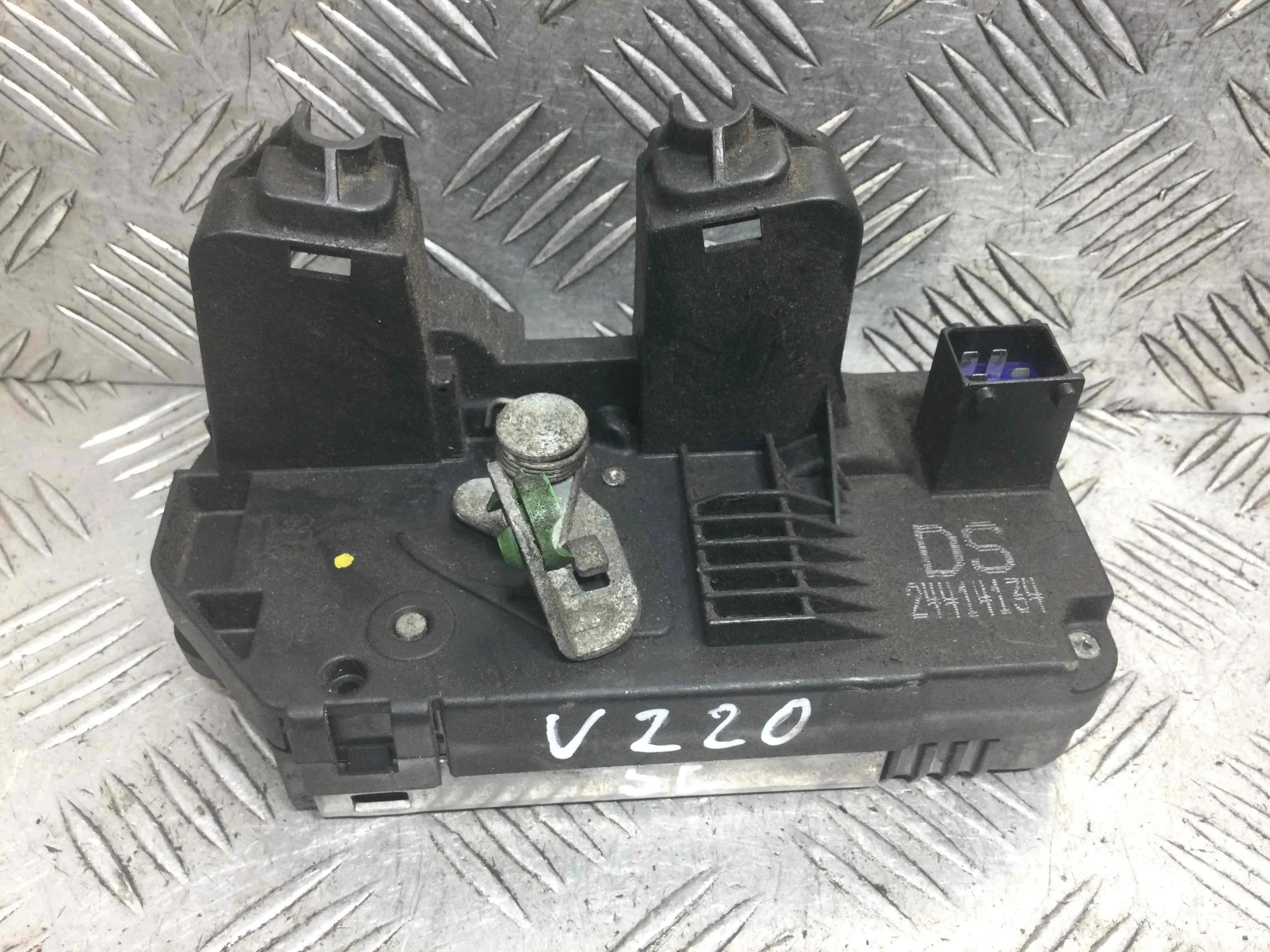 Замок двери задней левой Opel Astra Astra G 1998 - 2004 дизель 2.0 DTH Механика Универсал