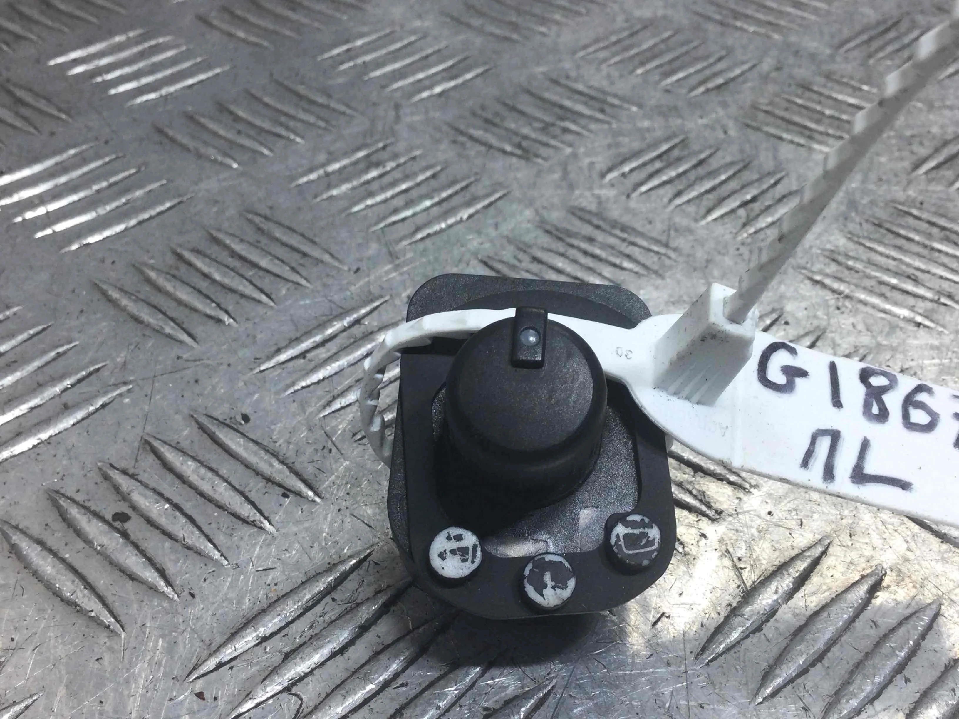 Джойстик регулировки зеркал Audi A3 8P/8PA [рестайлинг] (2004-2008) бензин 2.0 FSI Механика 3-дв, х/б