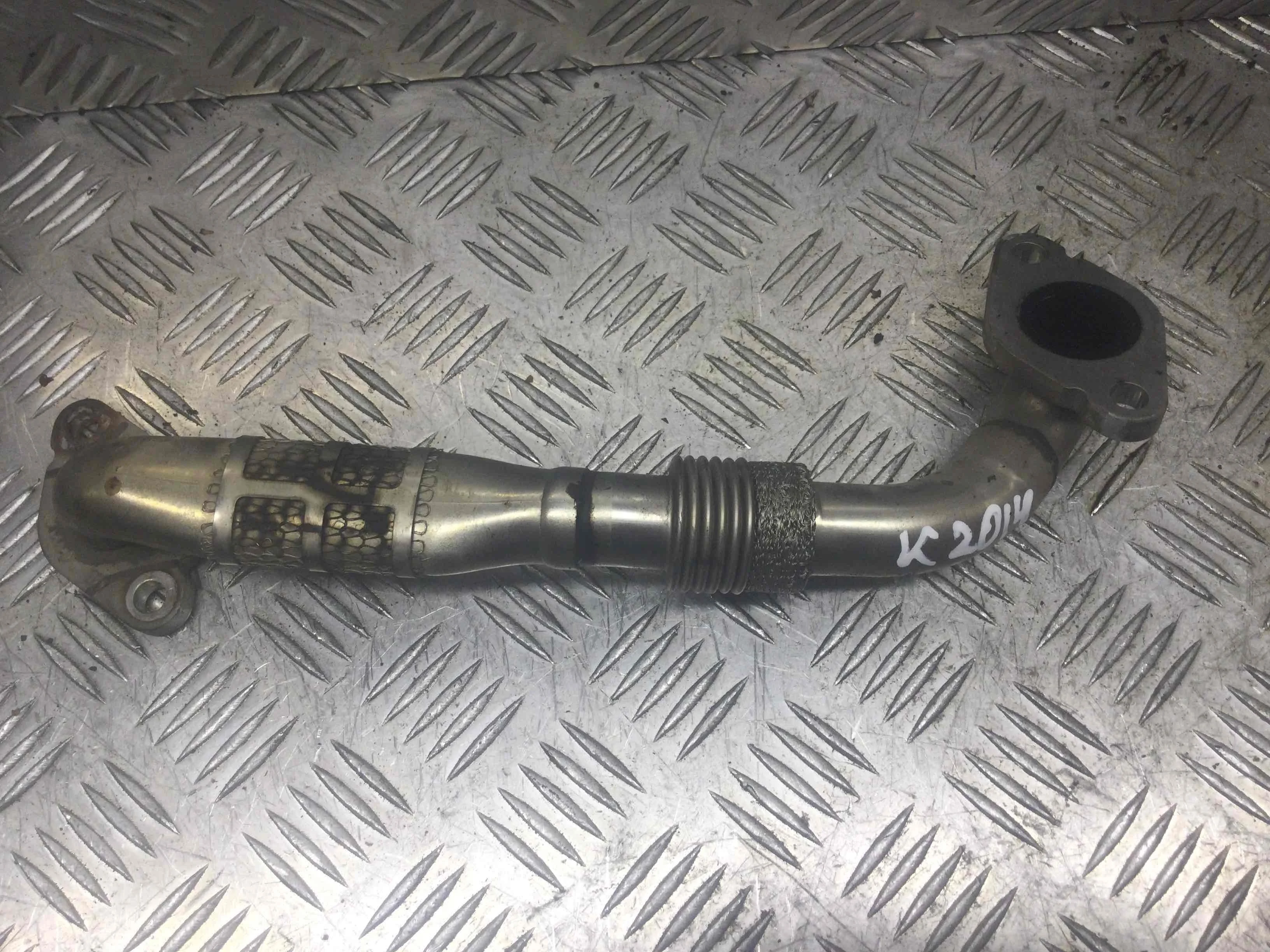 Трубка системы рециркуляции EGR Volkswagen Passat B6 (2005-2010) дизель 1.9 TDI Механика Седан