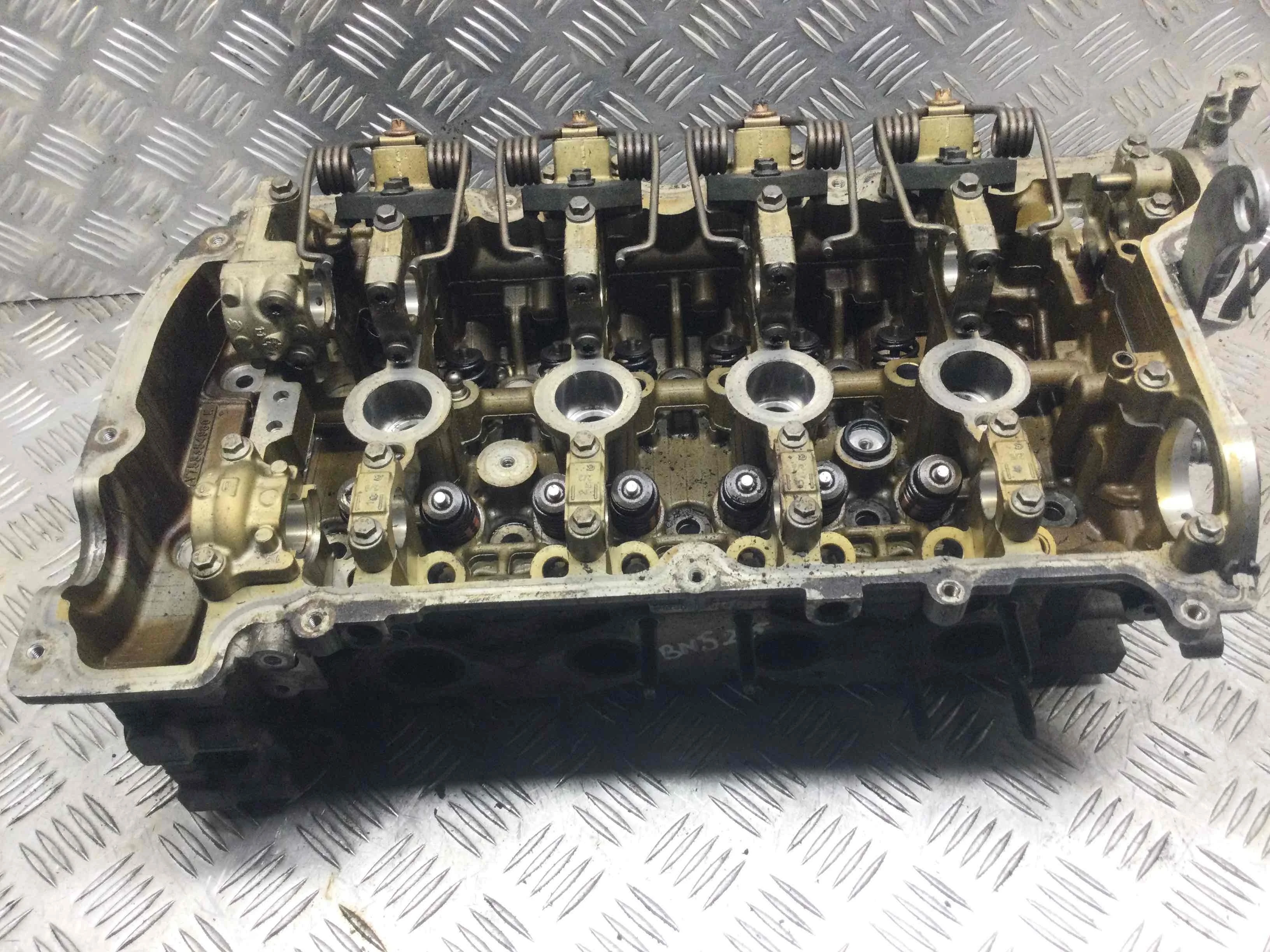 Головка блока цилиндров Peugeot 207 1 поколение (2006-2009) бензин 1.6 i Механика Х/б